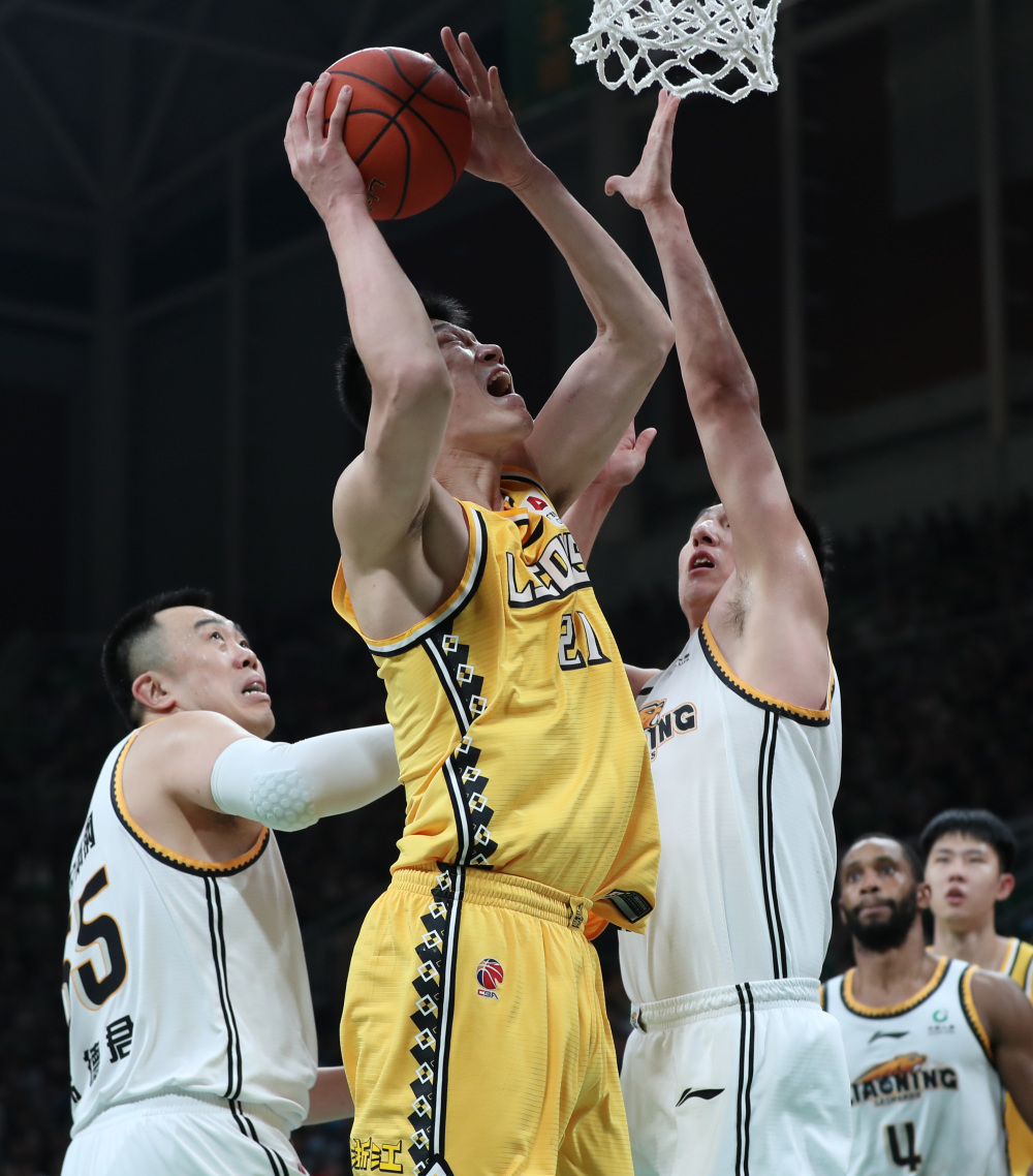 关于CBA季后赛冲刺阶段再迎强敌，辽宁本钢调整名单，主帅态度：震撼外界，临场指挥获称赞的信息