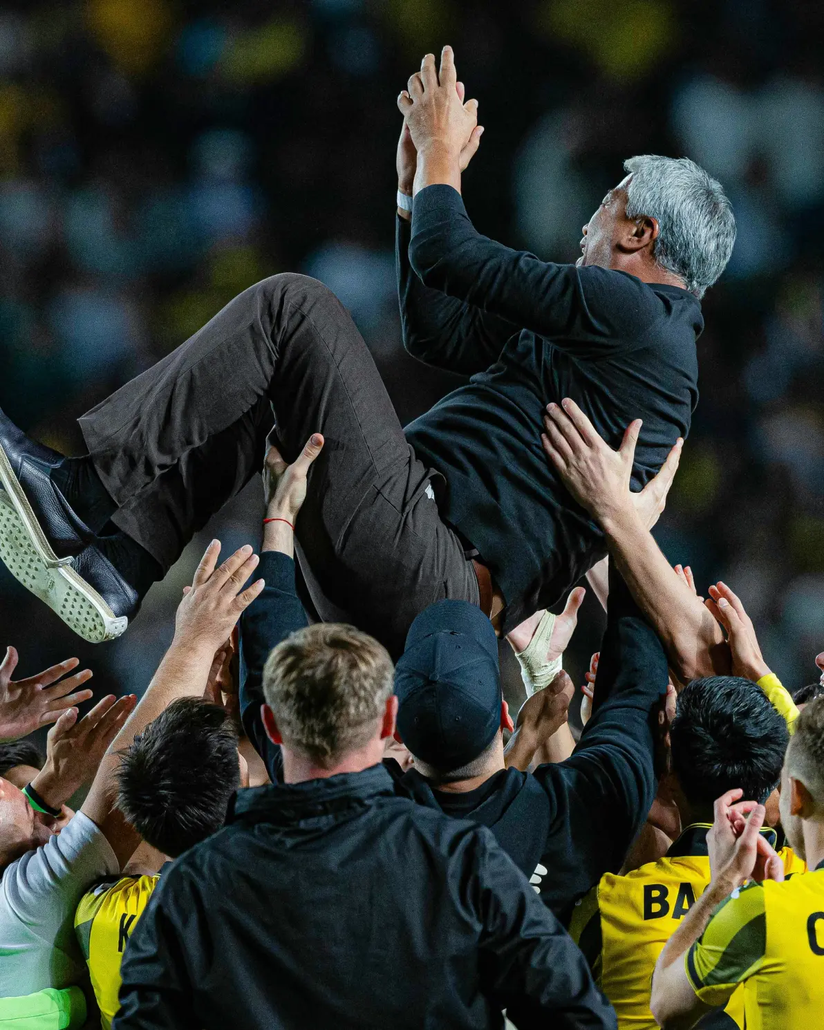 贝博下载 -关于离谱！塞维利亚围绕法国杯造点机会曼联围绕欧冠豪取连胜，赛前多特蒙德调整名单以备足总杯的信息