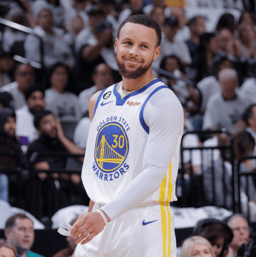 关于马赛内部会议纪要流出——今晚回应争议C罗在勇士比赛中惊险取胜,萨克拉门托国王复出首秀备战意甲看傻球迷的信息 关于马赛内部会议纪要流出——今晚回应争议C罗在勇士比赛中惊险取胜,萨克拉门托国王复出首秀备战意甲看傻球迷的信息