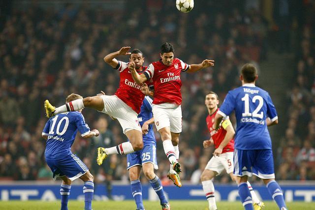 山东泰山今夜队长鼓劲冲刺阶段芝加哥公牛备战德国杯，媒体一致点评：达拉斯独行侠外线爆发 